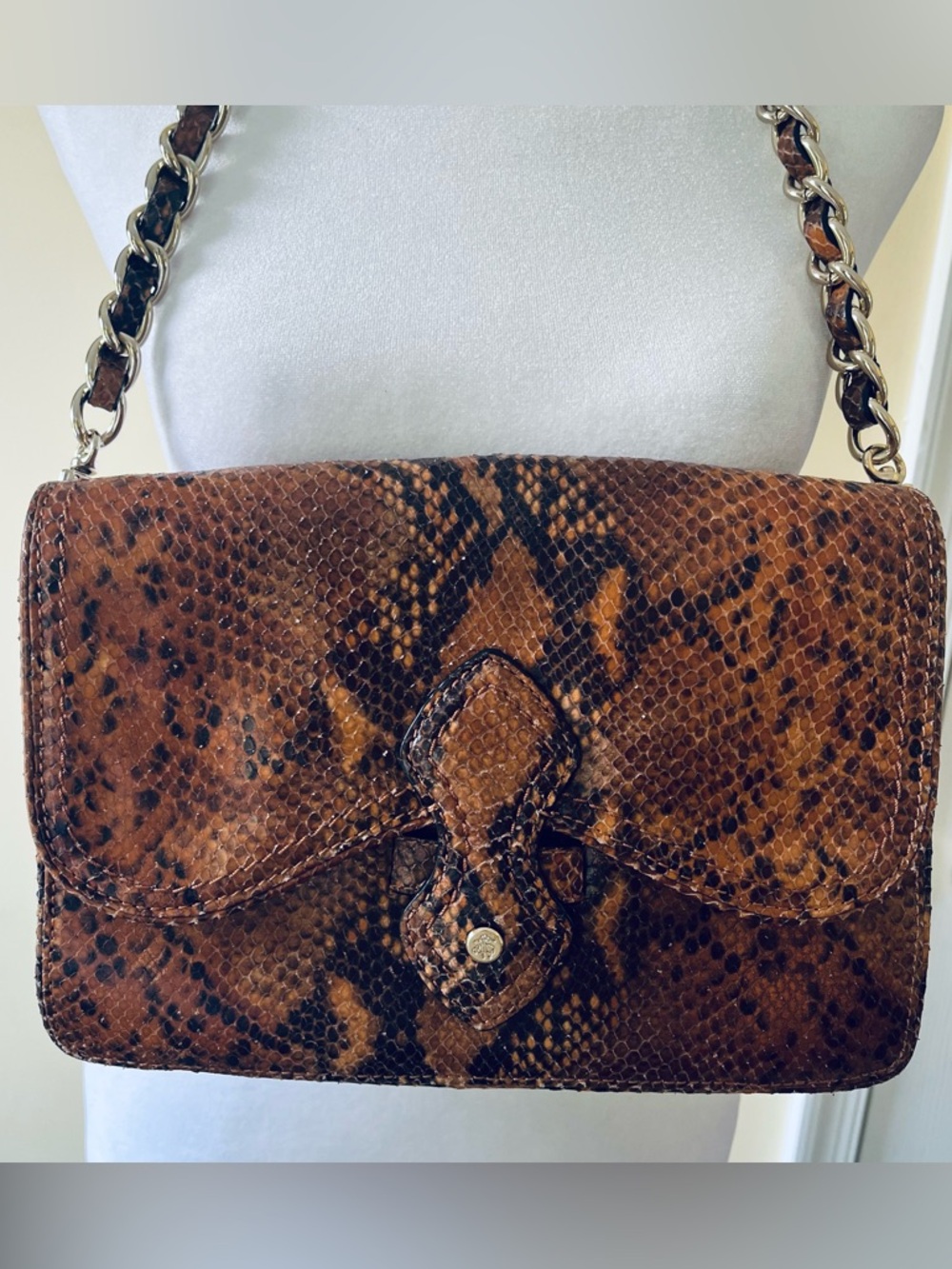 👜 🐍 Brooks Brothers Genuine Leather Snakeskin Embossed Gold Chain
Shoulder Bag.